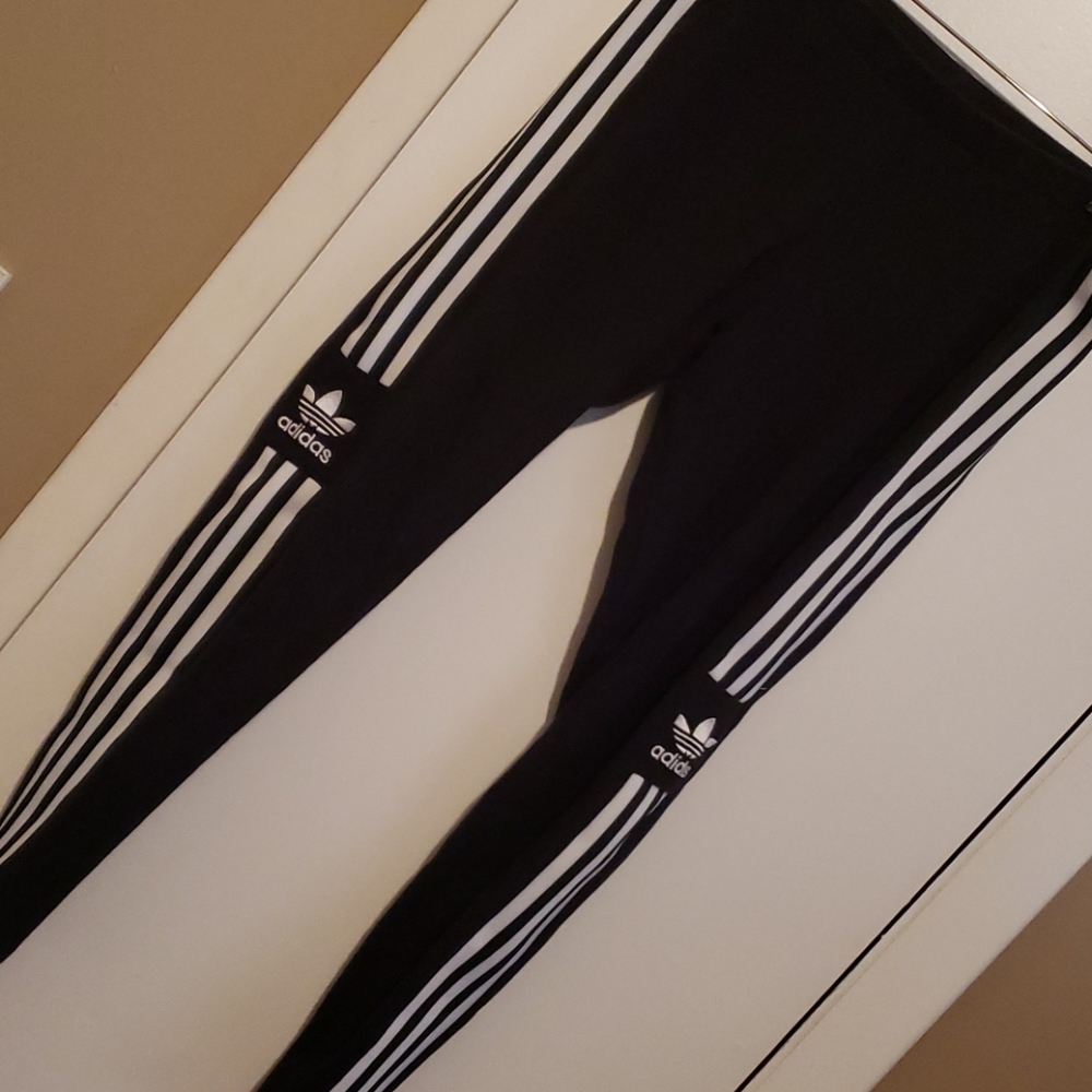 Adidas leggings